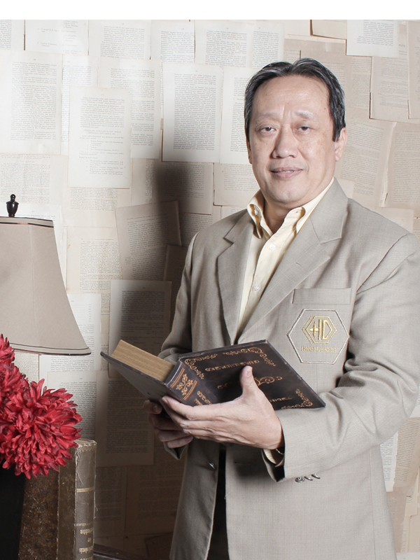 Hosea Santoso, S.E.,M.M.,Ph.D.